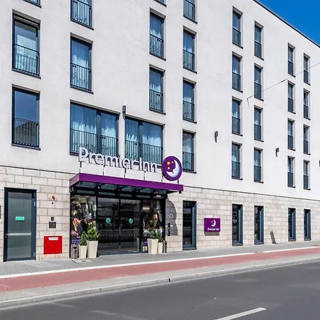 Premier Centre Hotel 3*